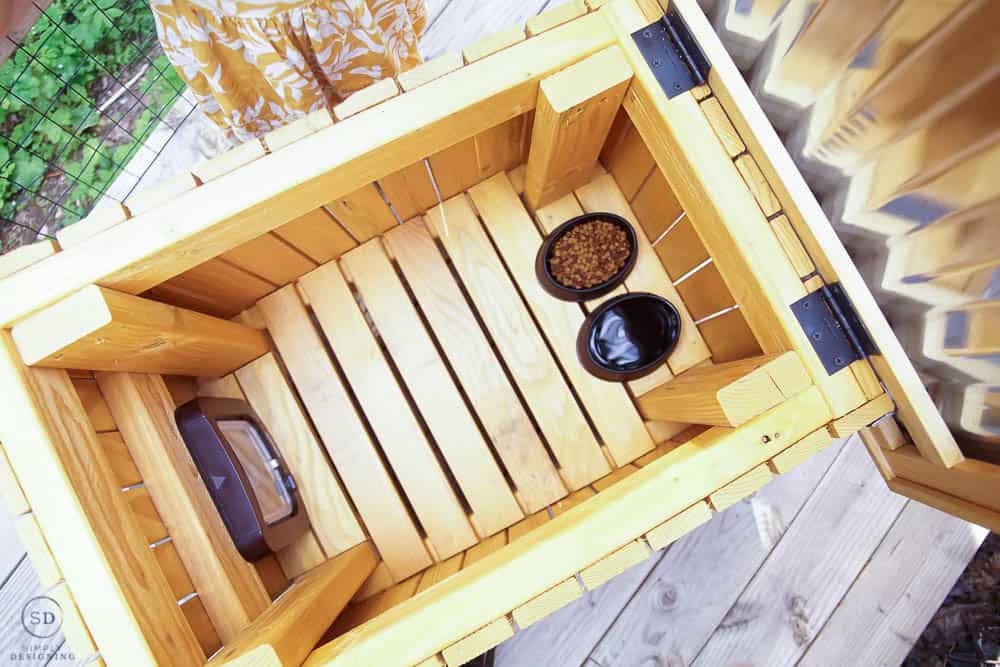 Diy outdoor shop cat house plans