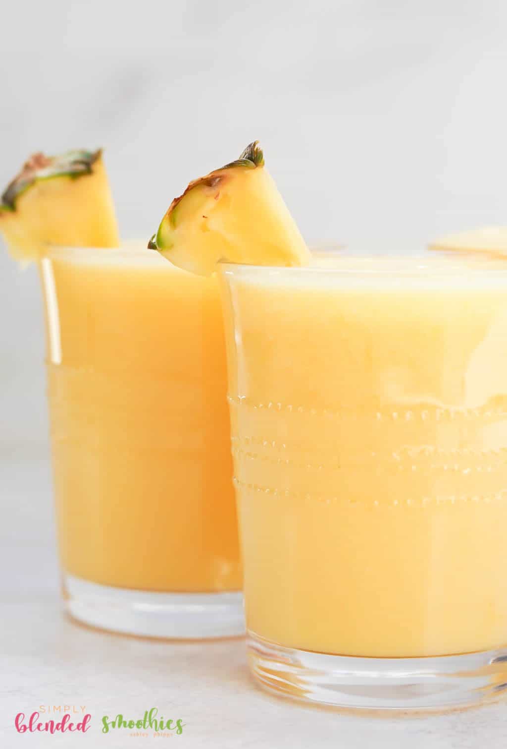 Banana Peach Smoothie 13 delicious and easy to make dairy-free pineapple smoothie with peaches