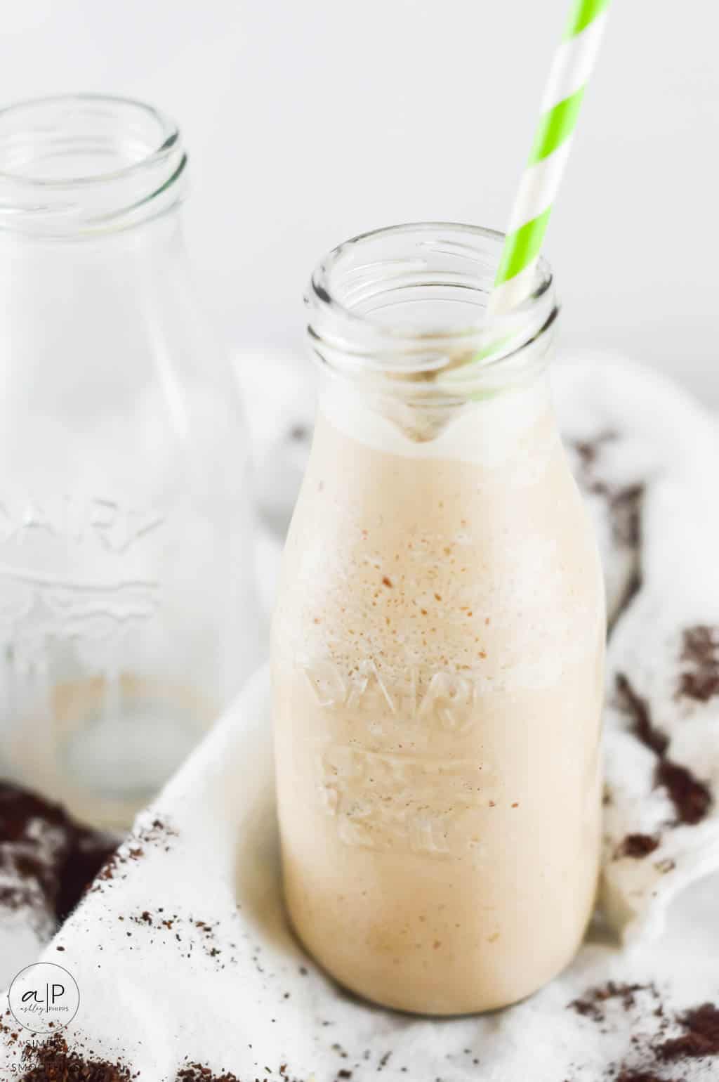 Coffee Smoothie 4 so easy to make coffee smoothie