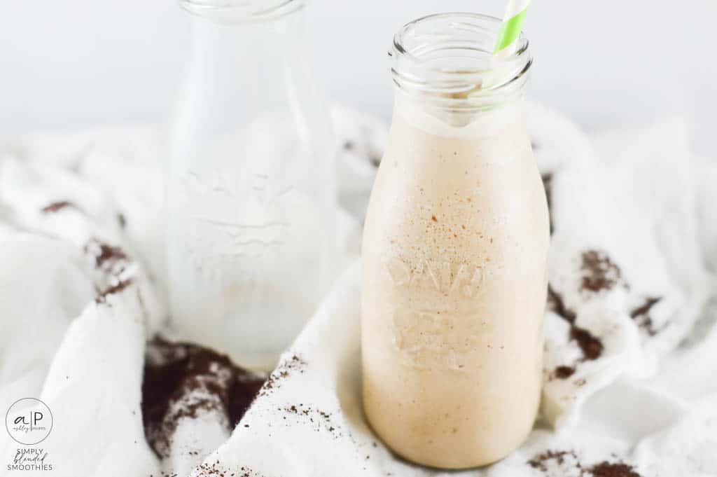 Coffee Smoothie 8 delicious morning smoothie made with coffee cream and caramel