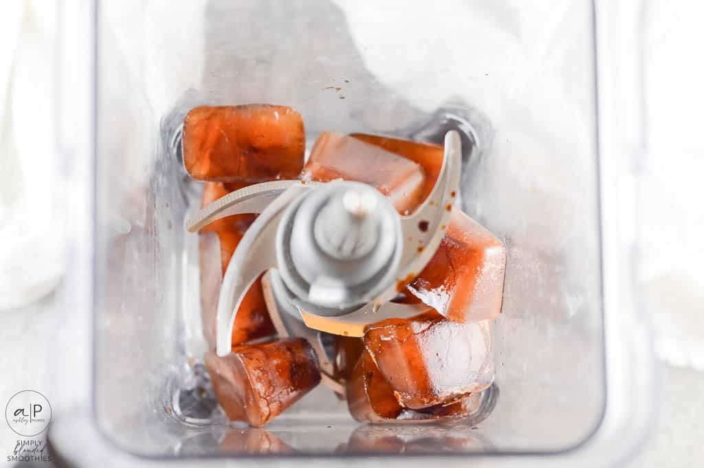 Coffee Smoothie 9 place coffee ice cubes in blender